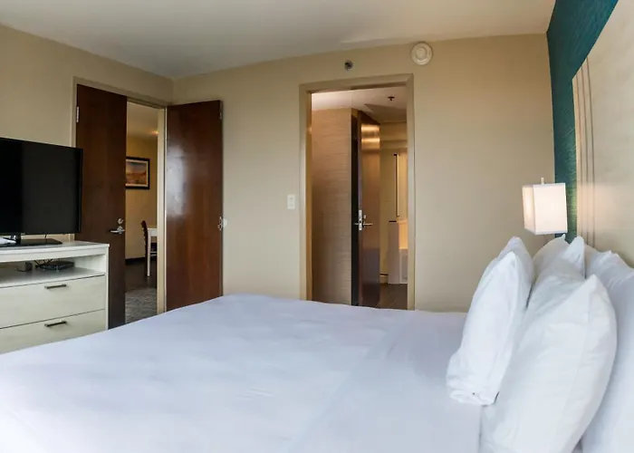 Illinois Beach Hotel
