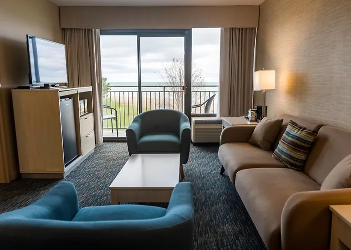 Illinois Beach Hotel